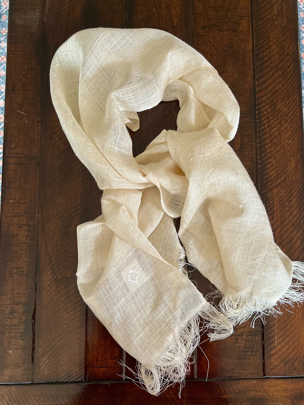 Manjakalandy Madagascar 100% Silk Handwoven 80 inch Scarf Shawl Ivory Fringe